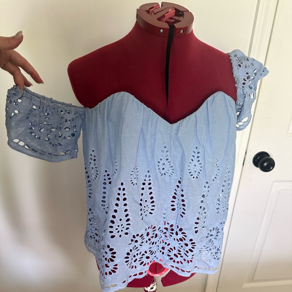 Francesca’s lace crop top